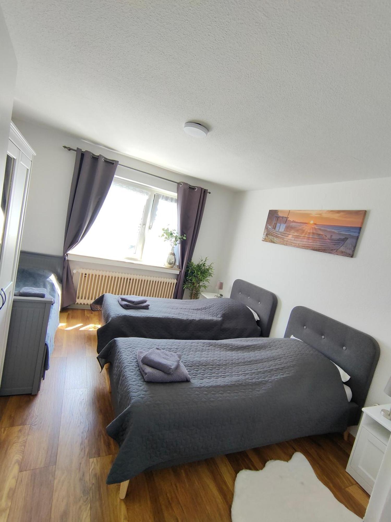 Large Central Apartment - Modern & Fully Equipped - Near Fair Köln Ngoại thất bức ảnh